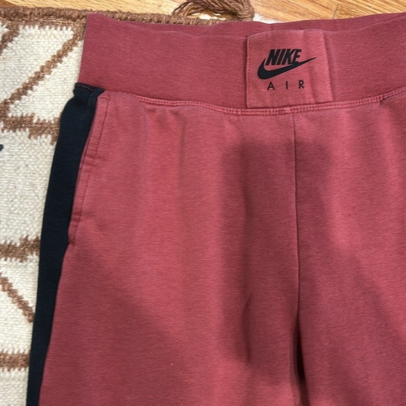 Nike Air women’s medium Maroon Black white color block Joggers vintage - Picture 2 of 7
